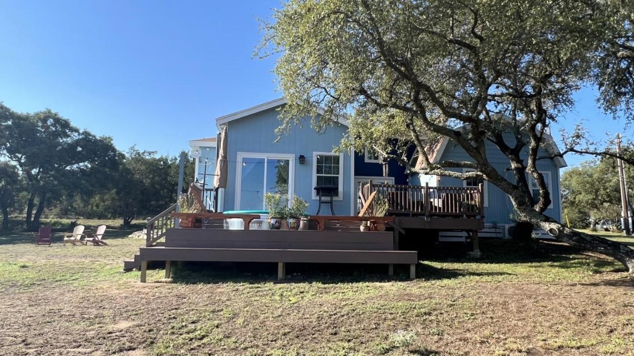 Hill Country Highland'S Bluebonnet Cottage Marble Falls Bagian luar foto