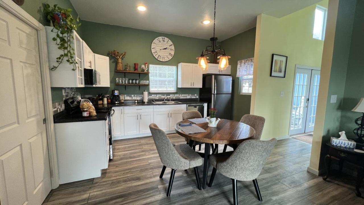 Hill Country Highland'S Bluebonnet Cottage Marble Falls Bagian luar foto