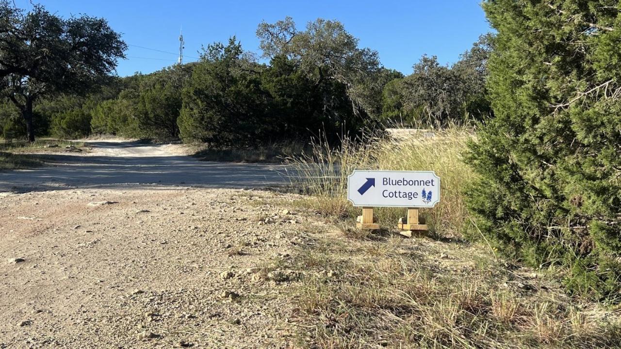Hill Country Highland'S Bluebonnet Cottage Marble Falls Bagian luar foto
